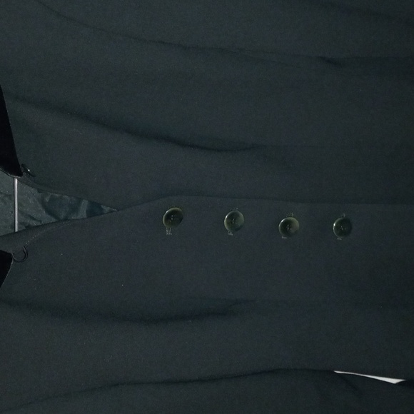 Tahari Cute coat with button down front velvet collar - Picture 3 of 4